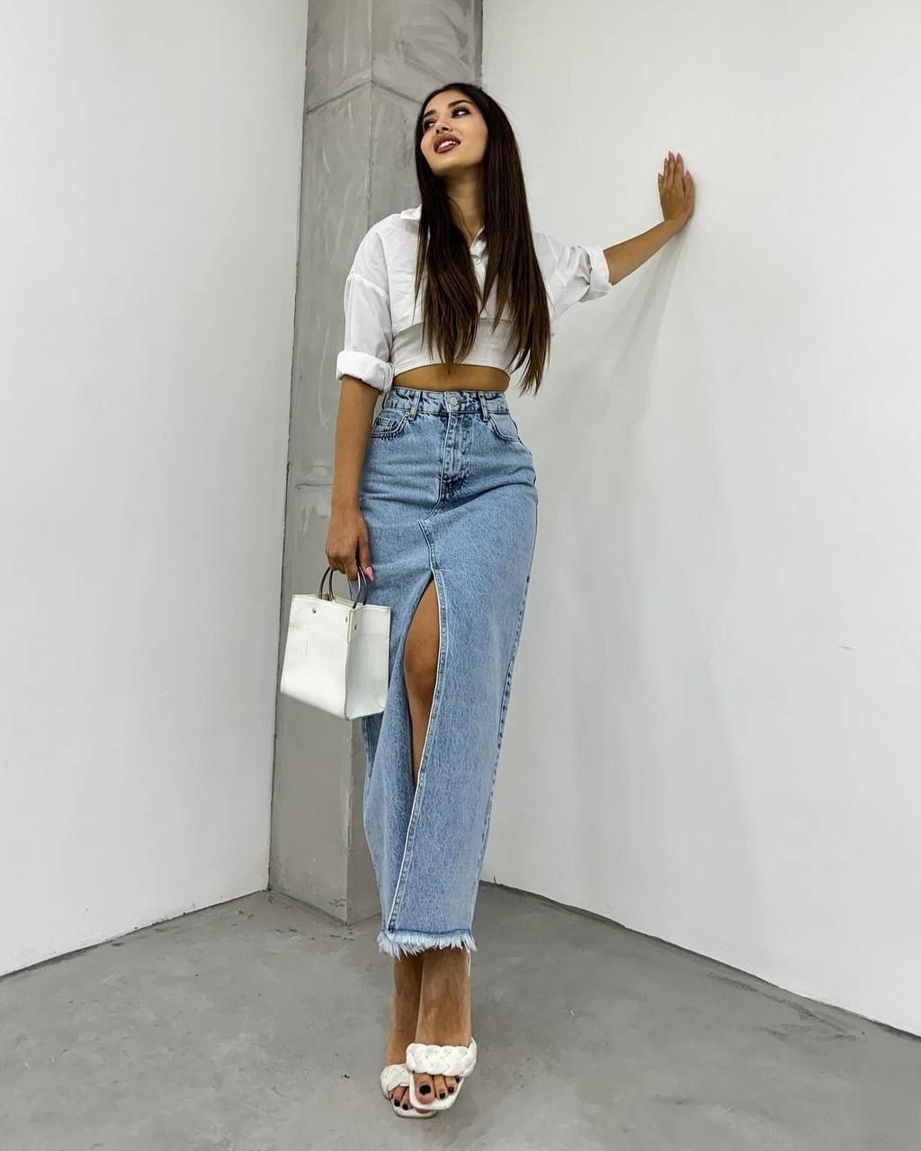 Džínová sukně s rozparkem