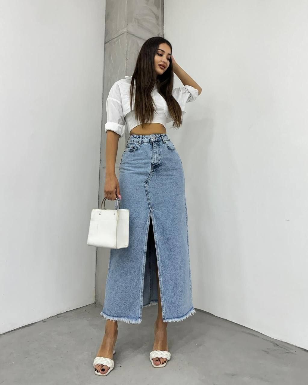 Džínová sukně s rozparkem