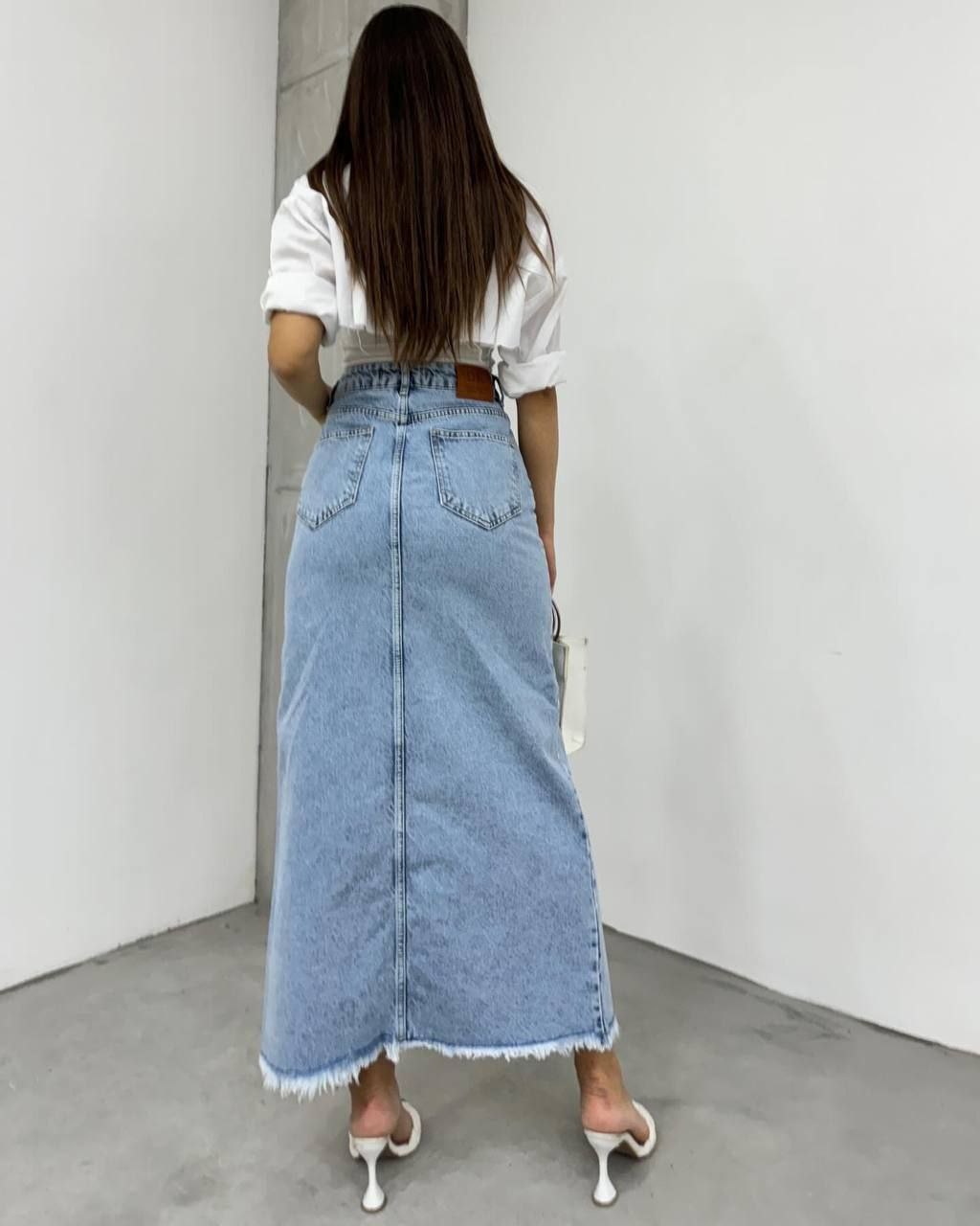 Džínová sukně s rozparkem